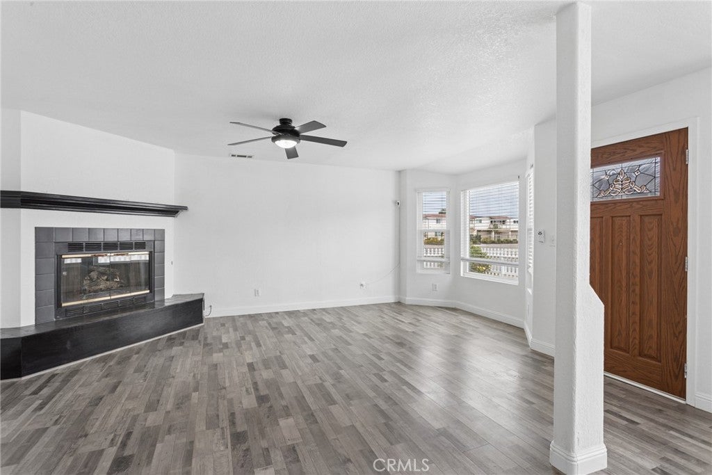 512 S Elm