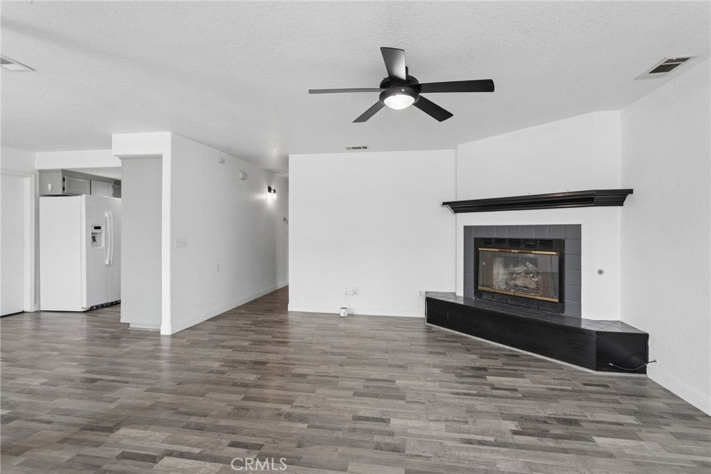 512 S Elm
