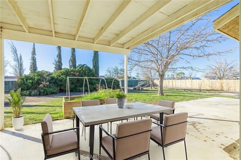 Tiny photo for 7930 Elder Ave, Rosamond, CA 93560 (MLS # SR26122646)