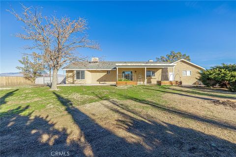 Tiny photo for 7930 Elder Ave, Rosamond, CA 93560 (MLS # SR26122646)