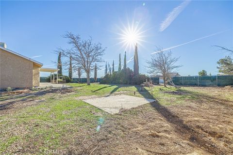 Tiny photo for 7930 Elder Ave, Rosamond, CA 93560 (MLS # SR26122646)