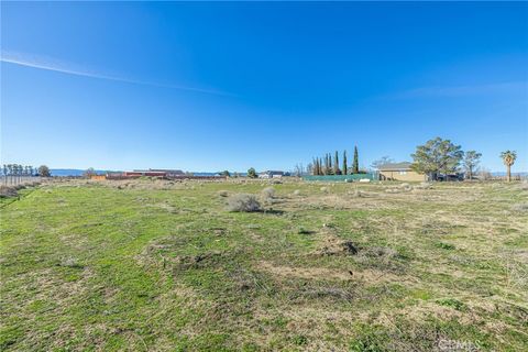 Tiny photo for 7930 Elder Ave, Rosamond, CA 93560 (MLS # SR26122646)