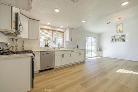 Tiny photo for 7930 Elder Ave, Rosamond, CA 93560 (MLS # SR26122646)