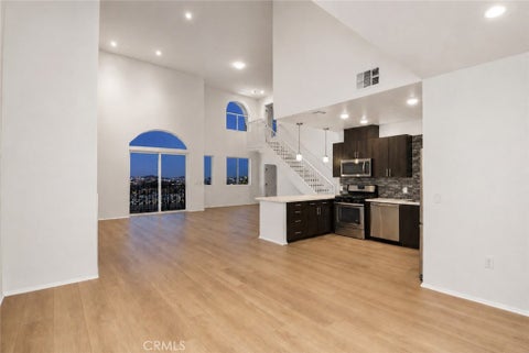 Photo of 124 W Colorado ST #502, Glendale, CA 91204 (MLS # SR26156998)