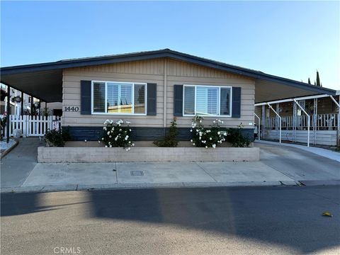 1440 RIDGEMONT Way Corona CA 92880