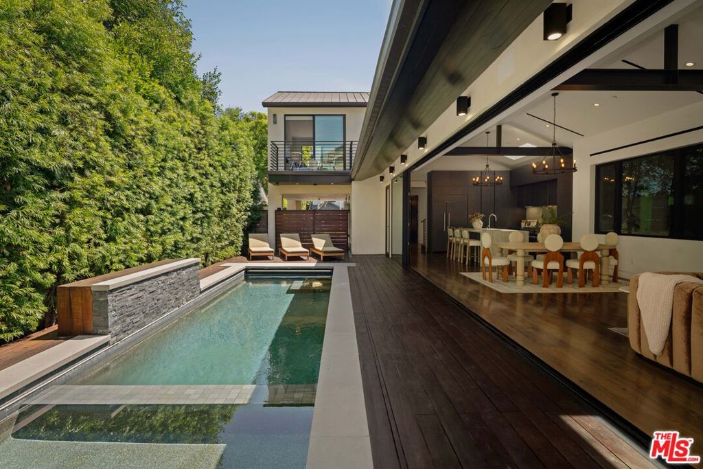 527 Norwich Drive