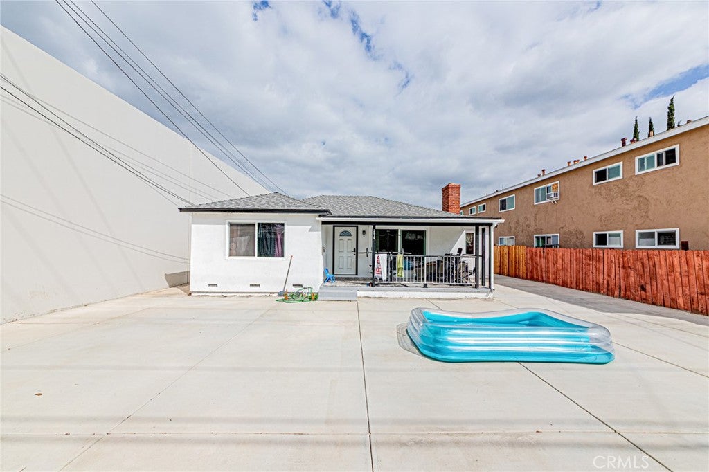 3515 W COMMONWEALTH