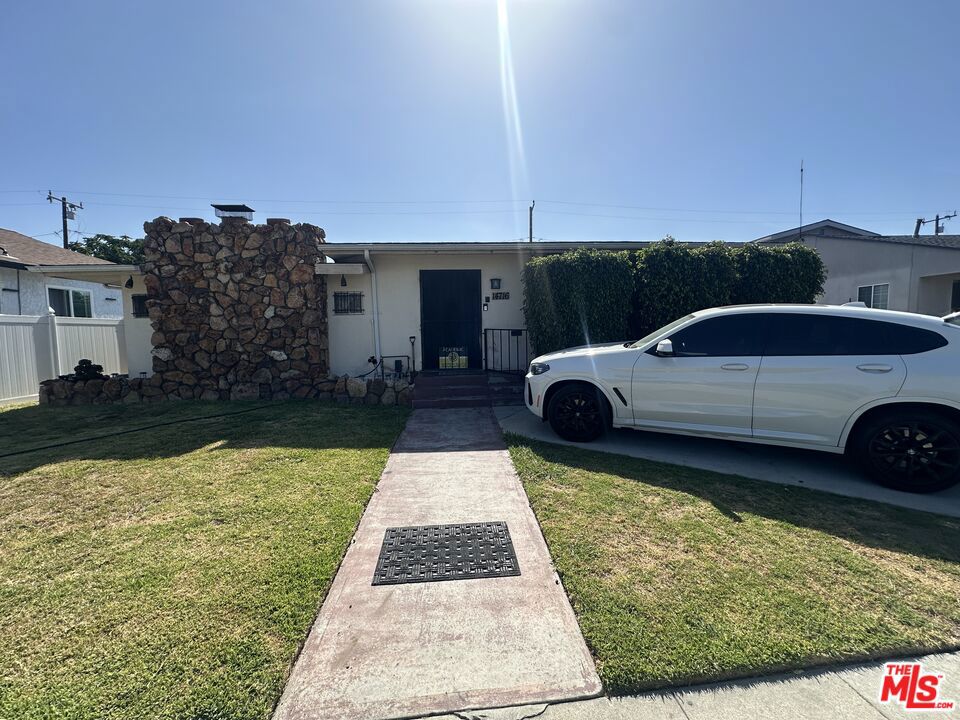 Undisclosed Address #26864075