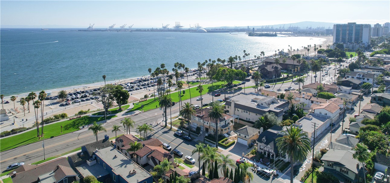 2525 E Ocean Boulevard