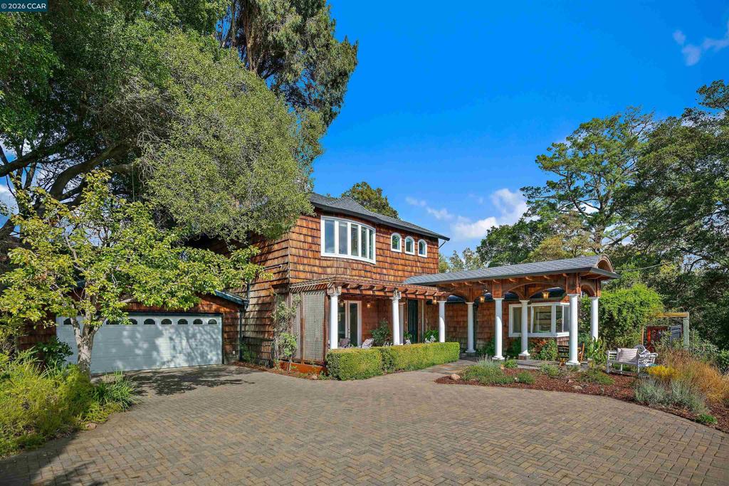 799 Moraga Rd