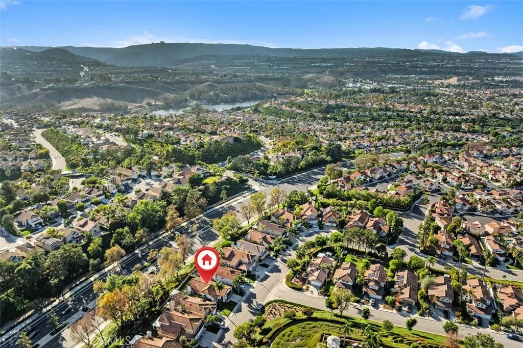 Laguna Niguel, California 92677, United States, 3 Bedrooms Bedrooms, ,2 BathroomsBathrooms,Residential,Active,238213