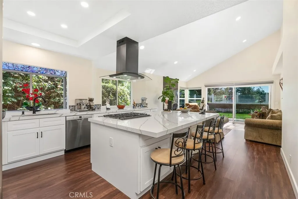 Laguna Niguel, California 92677, United States, 3 Bedrooms Bedrooms, ,2 BathroomsBathrooms,Residential,Active,238213