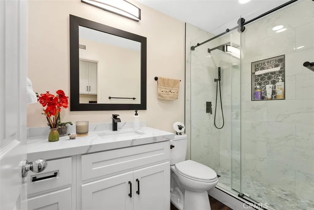 Laguna Niguel, California 92677, United States, 3 Bedrooms Bedrooms, ,2 BathroomsBathrooms,Residential,Active,238213