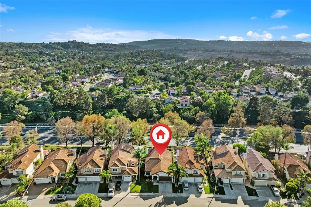 Laguna Niguel, California 92677, United States, 3 Bedrooms Bedrooms, ,2 BathroomsBathrooms,Residential,Active,238213