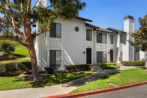 Photo of 25641 Paseo La Cresta, Laguna Niguel, CA 92677 (MLS # PW25230501)