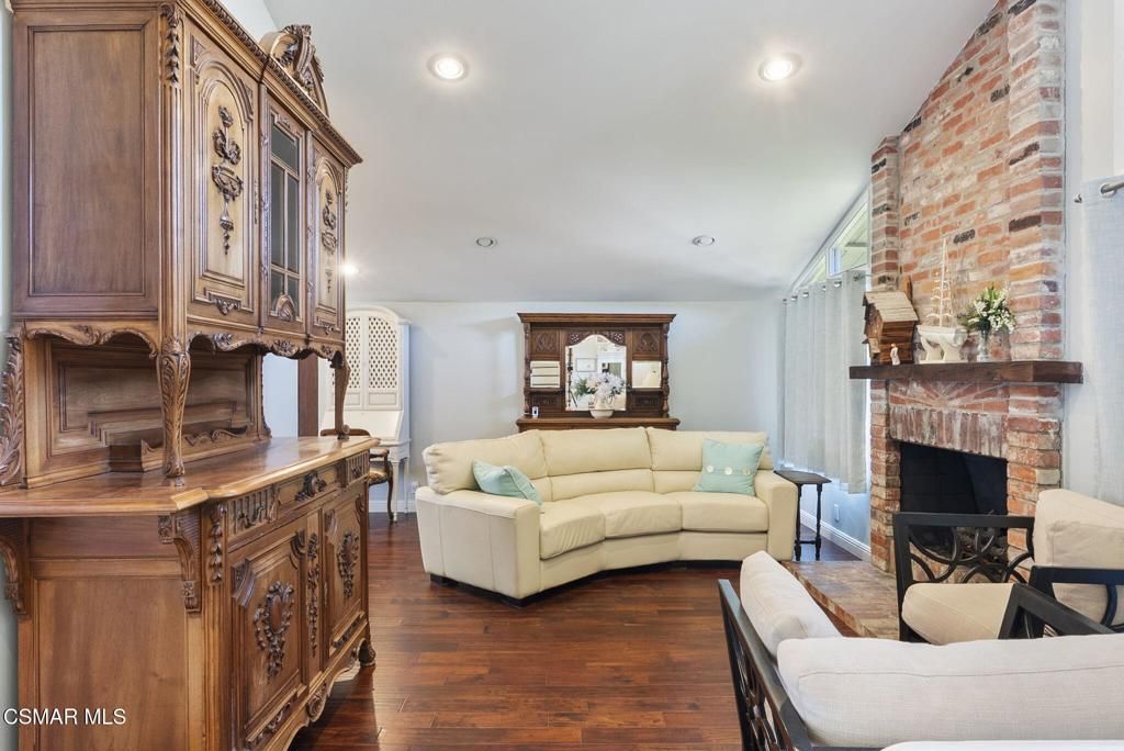 Photo of 2910 Bear River Circle, Westlake Village, CA 91362 (MLS # 225003404)