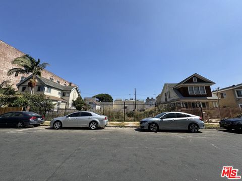 1537 Cambria Street Los Angeles CA 90017