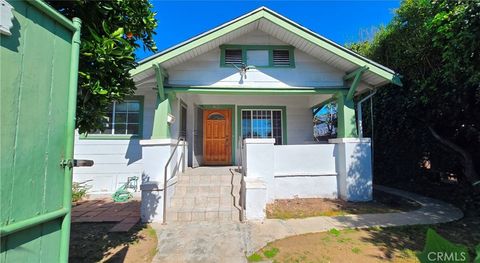Photo of 219 S Avenue 60 Ave, Los Angeles, CA 90042 (MLS # GD26106668)