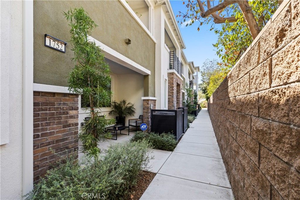 Photo of 1752 Cayton Loop, West Covina, CA 91790 (MLS # CV25231833)