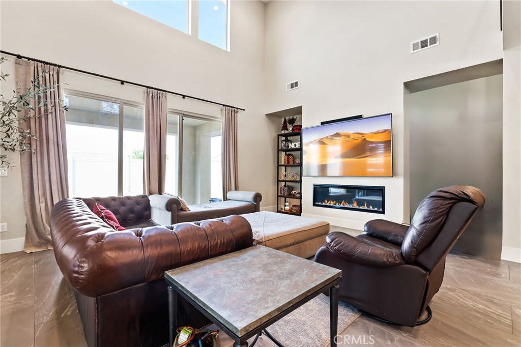 39767 Larkspur Terrace