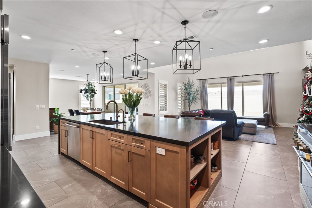 39767 Larkspur Terrace