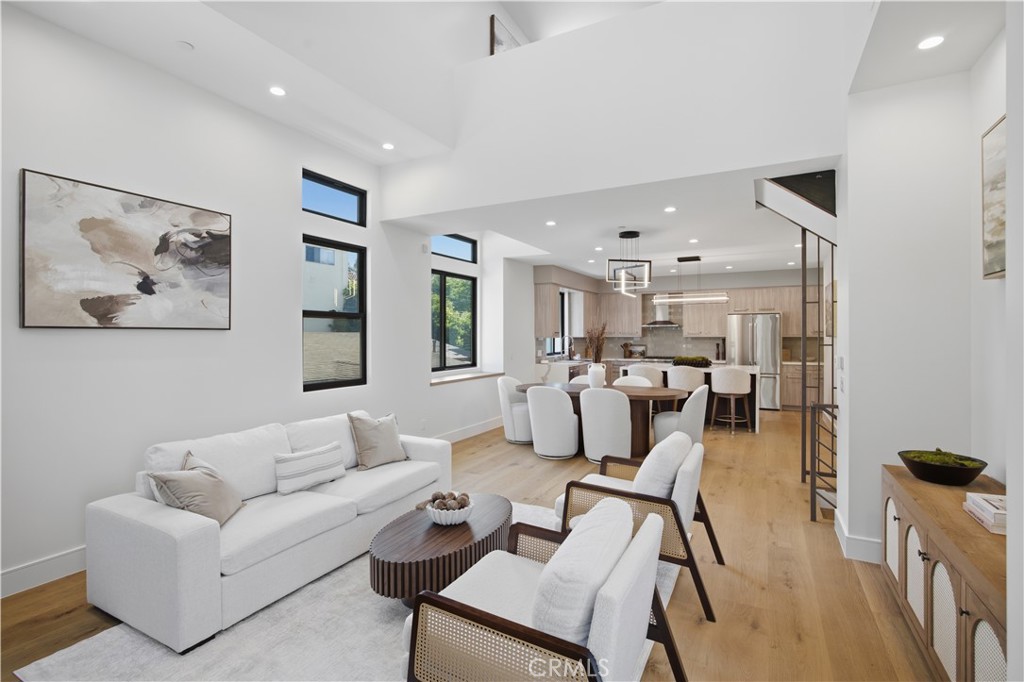 Properties 4 2005 Mathews C