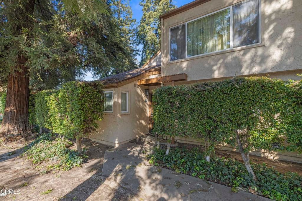 Photo of 22330 Victory Boulevard #401, Los Angeles, CA 91367 (MLS # P1-26417)