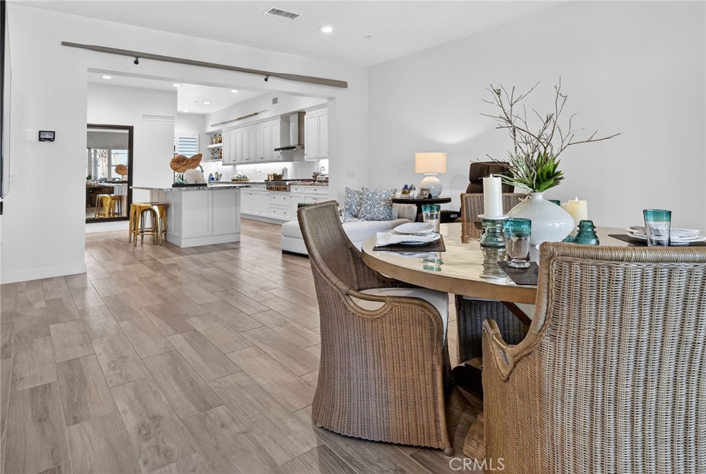 3446 Doheny Way