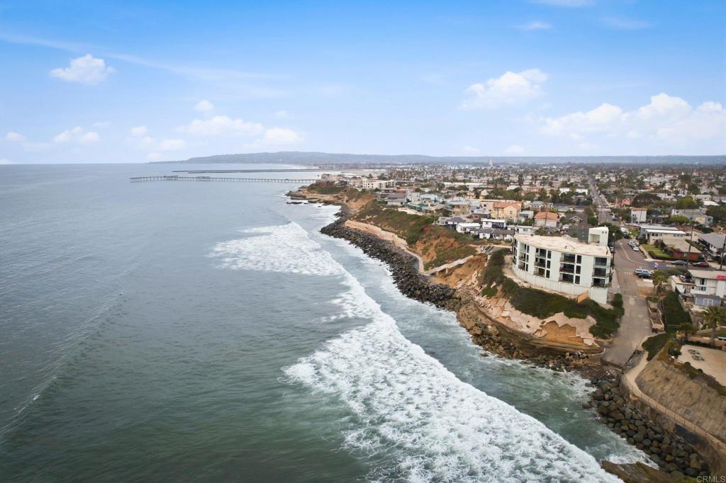 4909 Orchard Avenue 204