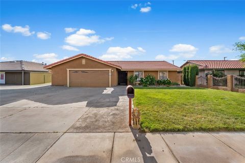 Photo of 2601 Dixie Street, Rosamond, CA 93560 (MLS # SR26073715)