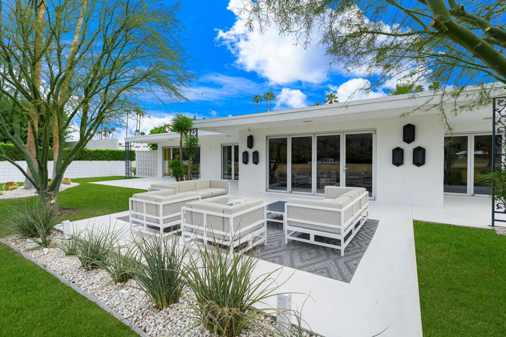 Indian Canyons - Residential