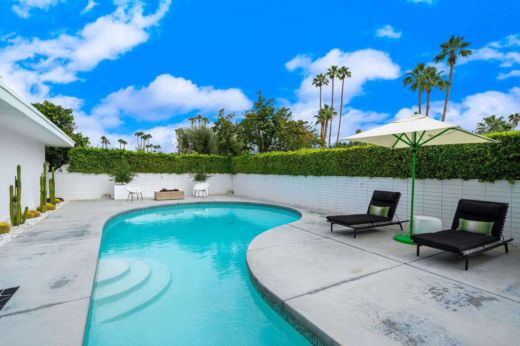 Indian Canyons - Residential