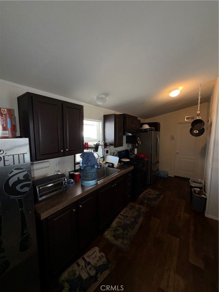 24414 University Avenue 51