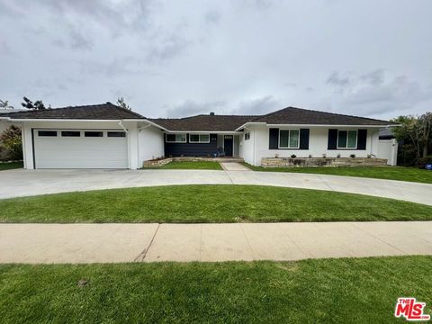 Photo of 1410 Jonesboro Drive, Los Angeles, CA 90049 (MLS # 26856177)