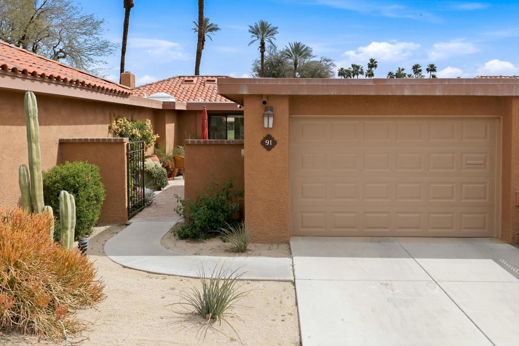 91 La Cerra Drive