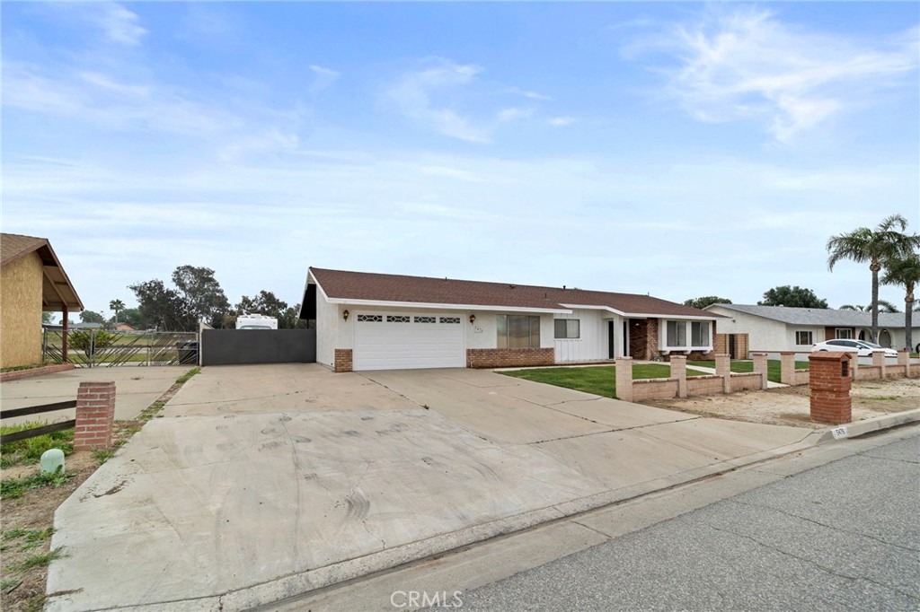 5476 Trail Canyon Drive