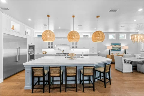 MLS: OC26092055