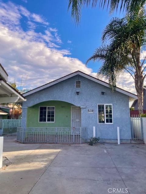 Photo of 1340 W 109 Street #1/2, Los Angeles, CA 90044 (MLS # IN25236651)