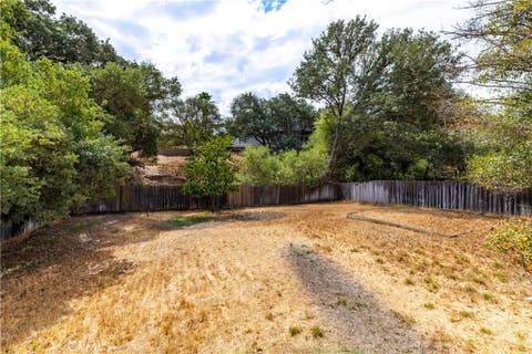 Tiny photo for 204 Nighthawk Dr, Paso Robles, CA 93446 (MLS # NS26132895)