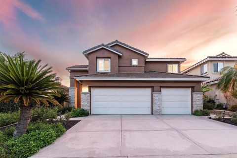 2955 Avendia Valera Carlsbad CA 92009