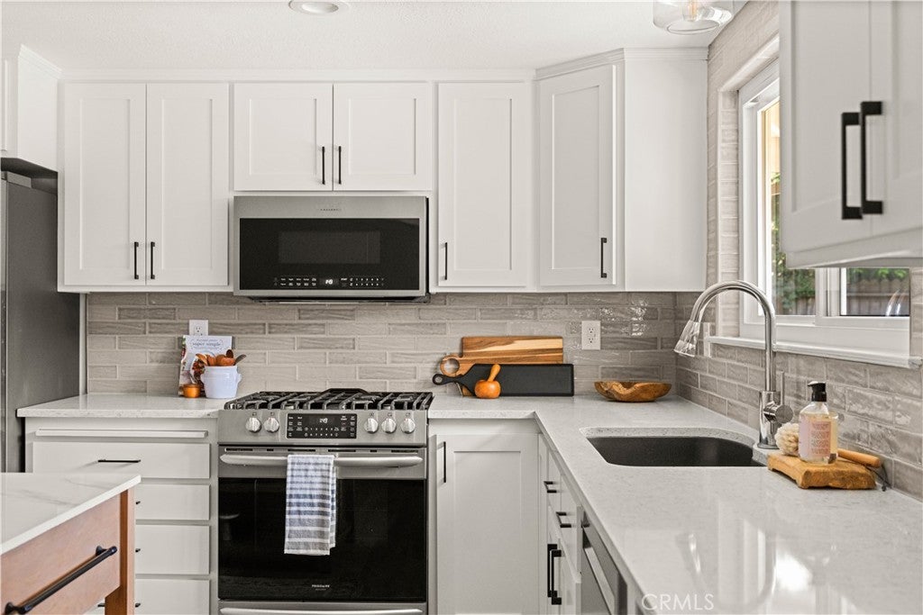1419 Lazy Trail