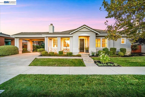 Photo of 2398 Bettona St ST, Livermore, CA 94550 (MLS # 41147580)