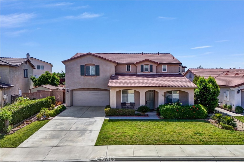 Welcome to 13163 Wild Sage Ln – Where Comfort Meets Style in Moreno Valley!
Get ready to fall in love with this stunning two-story gem, nestled in the sought-after Golden Fields at Stoneridge Ranch community. From the moment you step through the grand entryway, you’ll feel right at home in this thoughtfully designed and spacious residence.
With 5 bedrooms and 3 full bathrooms, this home is perfect for families of all sizes — and even better for multi-generational living, thanks to a convenient downstairs bedroom with a full bath.
Entertain in style in the formal dining room, or whip up something delicious in the chef-inspired kitchen, complete with a large island, loads of counter space, and plenty of cabinetry. Whether it’s a quiet dinner at home or a lively gathering, this space has you covered.
Upstairs, you’ll find four generously sized bedrooms, including a luxurious primary suite featuring a walk-in closet and a private bath — your own personal retreat at the end of the day.
Step outside to enjoy true indoor-outdoor living! The private backyard features a covered patio, perfect for weekend barbecues, evening get-togethers, or simply soaking up that sunny Southern California weather.
Additional perks include a 3-car attached garage, central air and heat, and a dedicated laundry room for everyday convenience.
Located close to great schools, shopping centers, dining options, and with easy freeway access, this home has it all — space, style, and a location that makes life easier.
Don’t miss your chance to make this beautiful home your own. Come take a look – you’ll be glad you did!