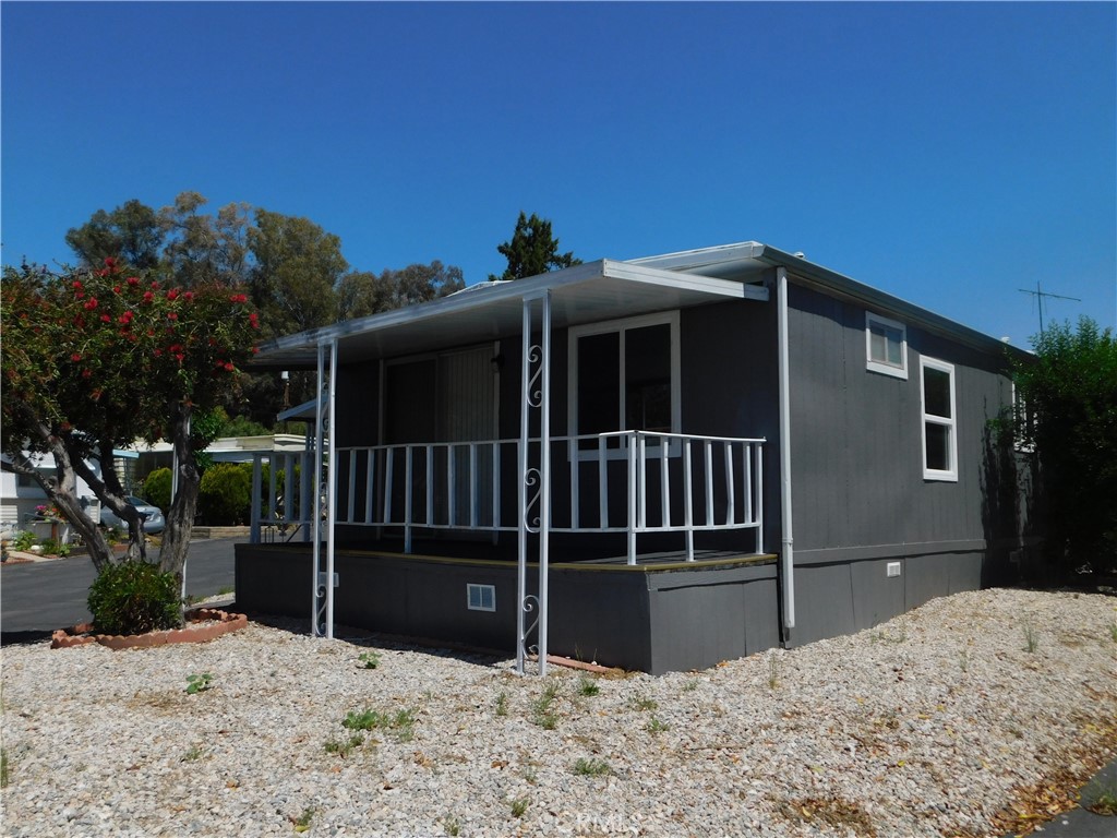35080 CHANDLER Avenue 100