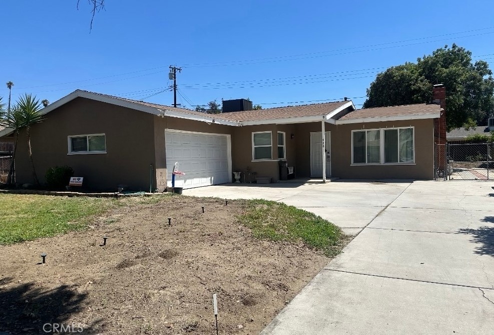 Perfect for First-Time Buyers! Welcome to 638 E Pioneer Ave in Redlands—a charming 3-bedroom, 1-bath home with a comfortable floor plan. Enjoy tile flooring throughout the main living areas, cozy carpet in the bedrooms, and a convenient sprinkler system to keep your yard lush and green. Nestled in an established neighborhood, this home offers both comfort and potential, making it a great opportunity for first-time buyers or investors. Don’t miss your chance to own in Redlands—schedule your private showing today!