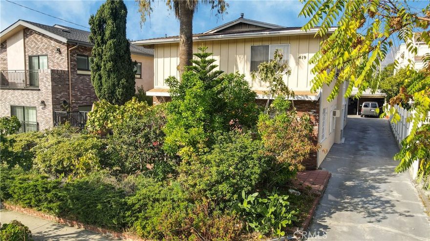 Rare Multi-Family Offering in Prime Glendale Location



Unlock the potential of this rare 4-unit income property situated in the heart of Glendale—one of Los Angeles County’s most vibrant and enduringly popular cities . Renowned for its strong community character, high rental demand, and convenient access to major freeways, Glendale continues to command premium rental rates and long-term investor confidence. This well-positioned asset offers a balanced mix of unit types: two generously sized 2-bedroom, 1-bath residences and two specious 1-bedroom, 1-bath units. Each unit has its own ELECTRIC and GAS meters and has been updated with features including laminate flooring and fresh interior/exterior paint. A dedicated carport provides four covered parking spaces—one per unit. The property’s unbeatable location places it just minutes from two of Glendale’s premier lifestyle destinations: the Americana at Brand and the recently reimagined Glendale Galleria. These nearby attractions make it especially appealing to prospective tenants seeking a live-work-play environment. All 4 unit is currently owner occupied.



An added advantage for investors: the entire building can be delivered vacant within 60 days of closing, providing a blank slate for repositioning, cosmetic upgrades, and the ability to adjust rents to current market value.