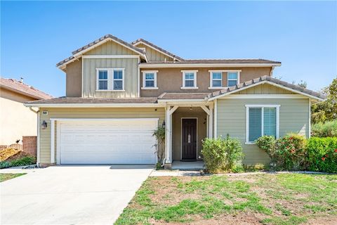 Photo of 25418 Singleleaf Street, Corona, CA 92883 (MLS # TR26065201)