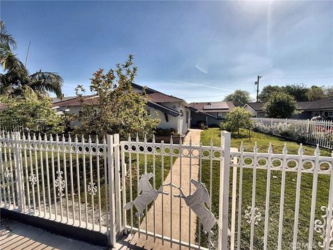 10204 Gerald Avenue North Hills CA 91343