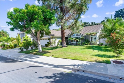 Photo of 334 Moonstone Bay Drive, Oceanside, CA 92057 (MLS # PW26201547)