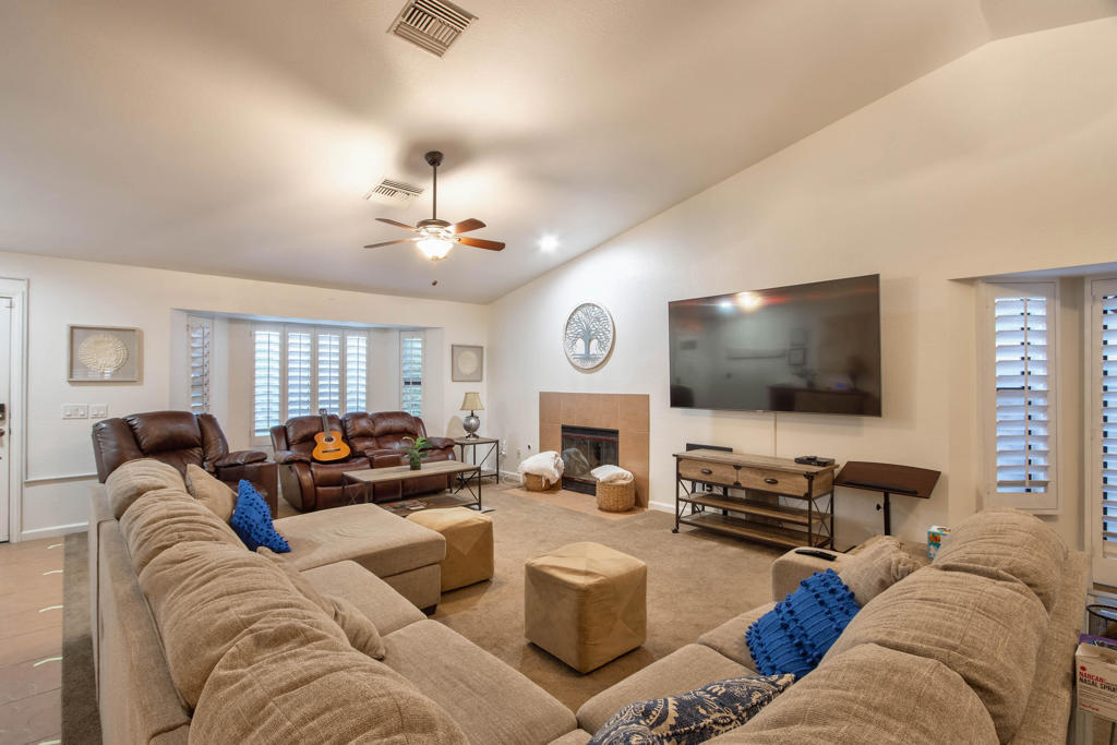 29660 Avenida La Vista Vista